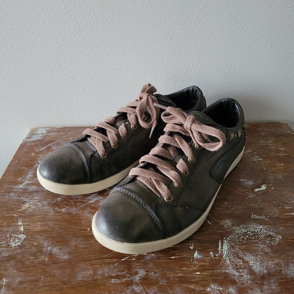 KangaROOS brown leather sneakers with brass colour studs - Picture 9 of 9